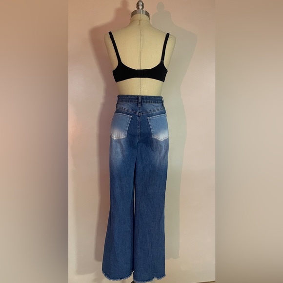 Harper Heritage women’s flare jeans - Picture 2 of 5